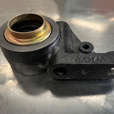 711-50310-6164 Sinotruk Howo T5G قطعات یدکی براکت میل بادامک RH